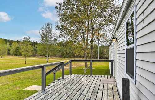 Harrietta Cabin | Rustic Retreat w/ Views: Hunt, Hike & Fish!