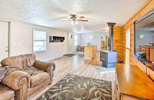 Harrietta Cabin | Rustic Retreat w/ Views: Hunt, Hike & Fish!