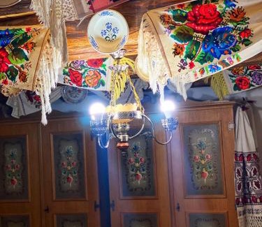 Albesti House | Rustic Rooms