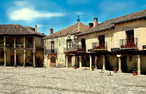 Munoveros Cottage | Rustic rural house. close to the sickles of Duraton, Pedraza, Sepulveda and Segovia
