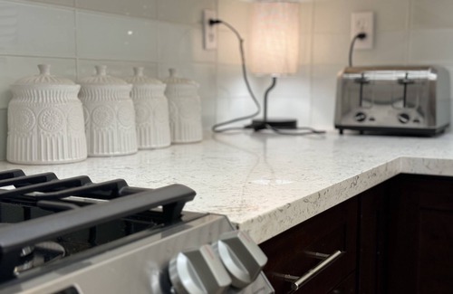 Modesto House | Rustic Solitude 5Bdr/4Bth/2940 sqft Luxury Lodge