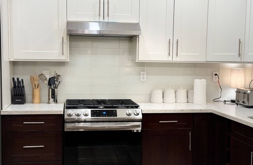 Modesto House | Rustic Solitude 5Bdr/4Bth/2940 sqft Luxury Lodge