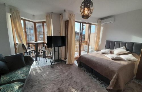Razlog Apartment | Rustic Spa at Pirin Golf