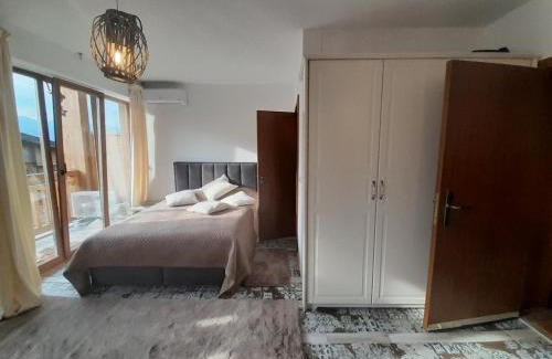 Razlog Apartment | Rustic Spa at Pirin Golf