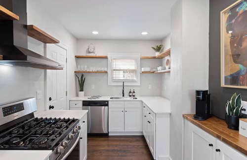 Ferndale House | Rustic Urban 3 BDR Home