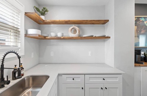 Ferndale House | Rustic Urban 3 BDR Home