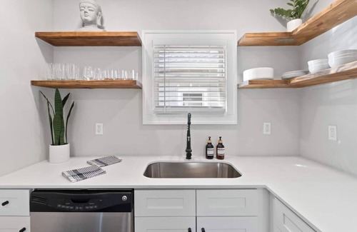 Ferndale House | Rustic Urban 3 BDR Home