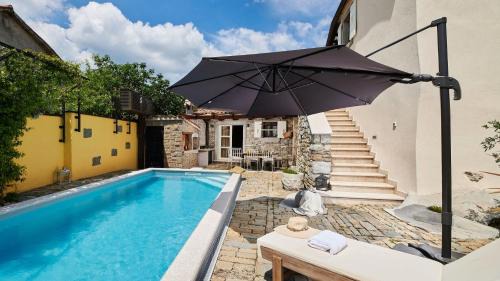 Gracisce Villa | Rustic Villa Katarina by Villas Holiday