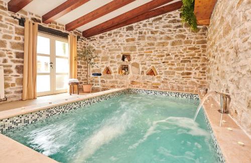 Gracisce Villa | Rustic Villa Katarina by Villas Holiday