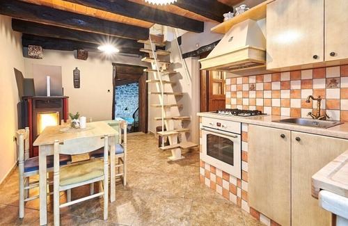 Gracisce Villa | Rustic Villa Katarina Gračišće with pools and a sauna