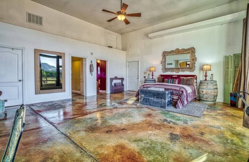 Upper Lake Other | Rustic Villa Stay w/Stunning View & Farm Animalsn