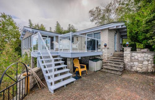 Lion's Head House | Rustic Waterfront Cottage W Hot Tub