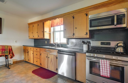 Rossville House | Rustic Wellsville Home - 5 Mi to Roundtop Mountain