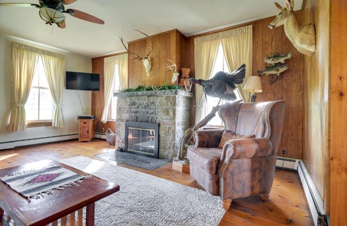 Rossville House | Rustic Wellsville Home - 5 Mi to Roundtop Mountain
