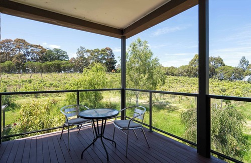 Labertouche House | Rustic Winery Villa | Queen + Single Bed Room 2 with En-Suite