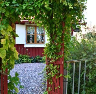 Orebro House | Rustik gäststuga med lantlig känsla nära Örebro city