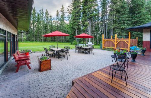Sundre Bed & Breakfast | Rustlers Lodge