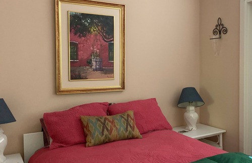 St. Helena Bed & Breakfast | RustRidge Bed and Breakfast - Oaks + Vine Room