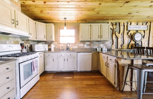 Piedmont House | Rusty Meadows Lodge near Sturgis, Nemo and Black Hills!