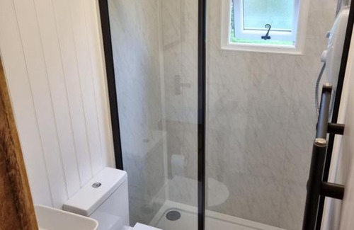 Sidlesham House | Rusty - Shepherds hut sleeps up to 4