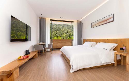 Tonglu County Hotel | Ruyuan Xiaomanli