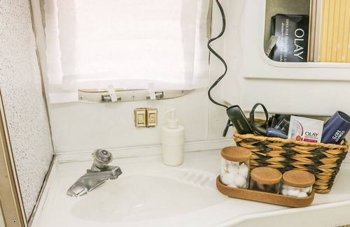 Harbor House | RV AIRSTREAM TINY LIVING BY LONG BEACH AIRPORT