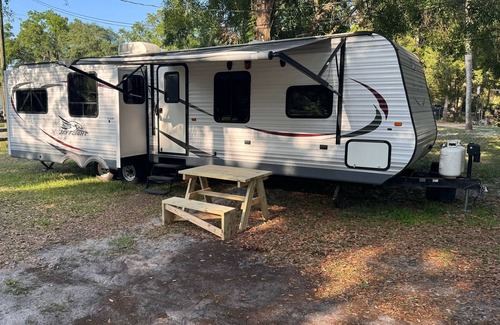 Christmas House | RV Apartment near Disney, Universal Parks, and all of Orlando's attractions.