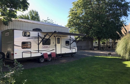 Junction City House | RV Glamping in horse and wine country and pet friendly!