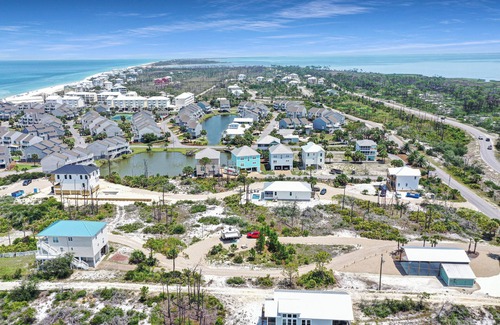 Port St. Joe RV Rental | RV Lot, Close To Beach, Full Srv ~ Salty Turtle