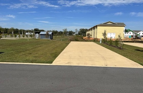 Foley Resort | RV Lot in Grand Riviera RV Resort in Foley, AL. Six Miles from the beach!