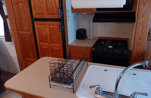 Okeechobee House | RV on 2.5 acers private and plenty of parking.