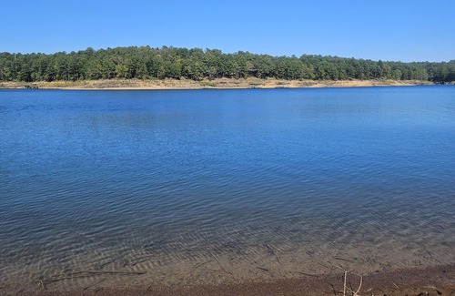 Drasco RV Rental | RV parking spot on the lake!