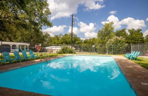 Burnet RV Rental | RV Site - Pull Through 41