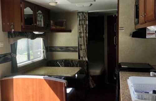 Christina Lake RV Rental | RV & Site Rental in Christina Pines Campground