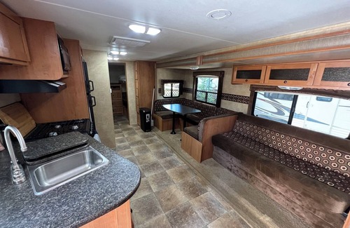 Christina Lake RV Rental | RV & Site Rental in Christina Pines Campground
