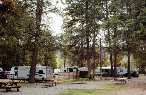 Christina Lake RV Rental | RV & Site Rental in Christina Pines Campground