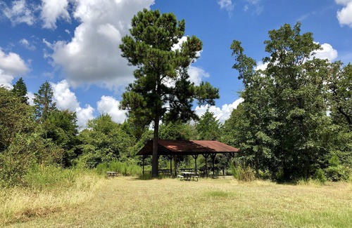 Athens RV Rental | RV Site with Full Hookups on Private Campground