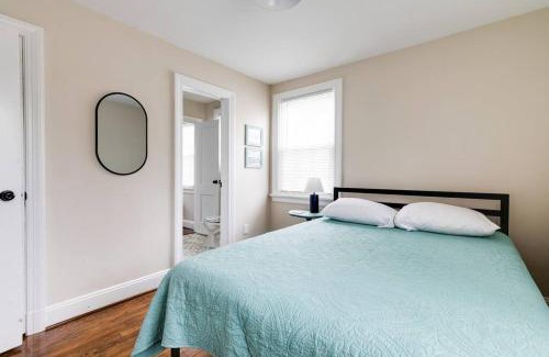 Mosby House | RVA Cottage Cozy & Spacious Near Downtown