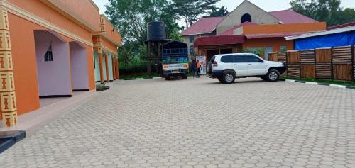 Mubende Hotel | Rwabs Legacy Motel - Mubende