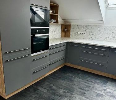 Unicov House | Rybářská restaurace a penzion u Horáků