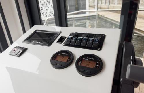 Koronowo Boat Rental | Rybakówka Houseboats Domki na wodzie
