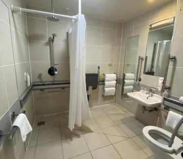 Ryde Hotel | Ryde Castle by Greene King Inns