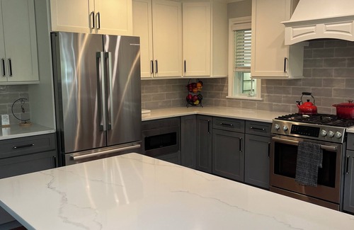 Merrick House | RYDER CUP ENTHUSIASTS: 11 miles from Bethpage Black. Spacious 4 bedroom home.