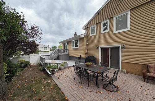 Old Bethpage House | Ryder Cup Rental < 10 min walk 3BR Full Home