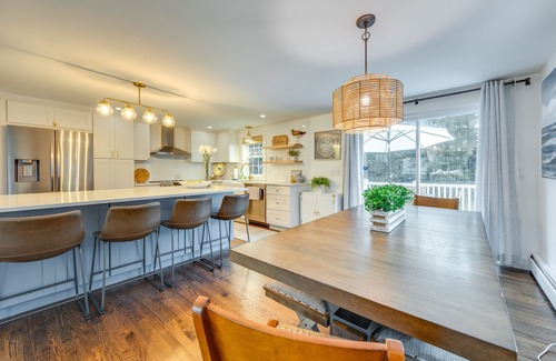 Rye Cottage | Rye Coastal Retreat w/Deck & Outdoor Dining