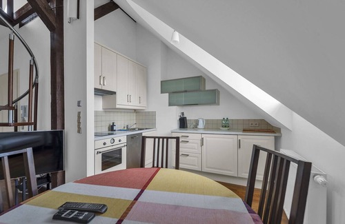 Nowe Miasto Apartment | Rynek Nowego Miasta Two-Level Apartment