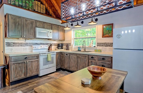 Franklin Apartment | Rynns Retreat Mountain Views
