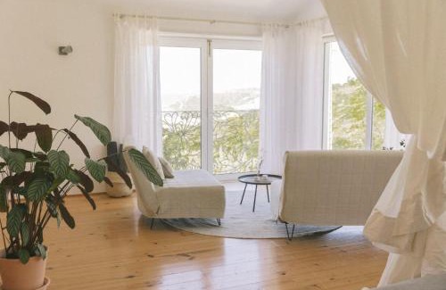 Barril de Cima House | Sãone Guesthouse - Coworking & Retreat Location