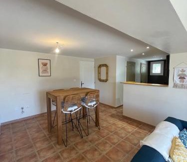 Bedarrides Apartment | Séde Vacante