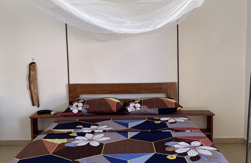 Ziguinchor Bed & Breakfast | Sérénité double room